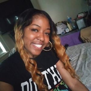 Meet your Posher, Lala